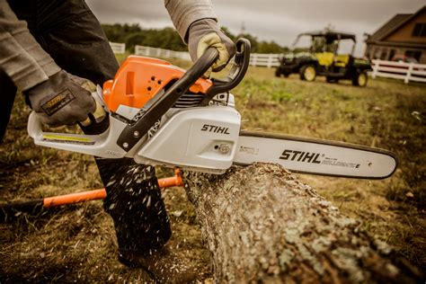 The STIHL 2 in 1 Filing Guide simplifies the process of sharpening your saw chain by completing two functions at once —sharpening your saw chain cutters and lowering your depth gauges. The ease and accuracy of this unique accessory makes it the perfect system for maintenance of your STIHL chainsaw. The system includes two round files, one ...